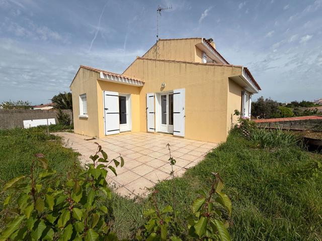 LES SABLES D'OLONNE PROPRIETE 88 m2 3 CHAMBRES GARAGE EN SOUS SOL