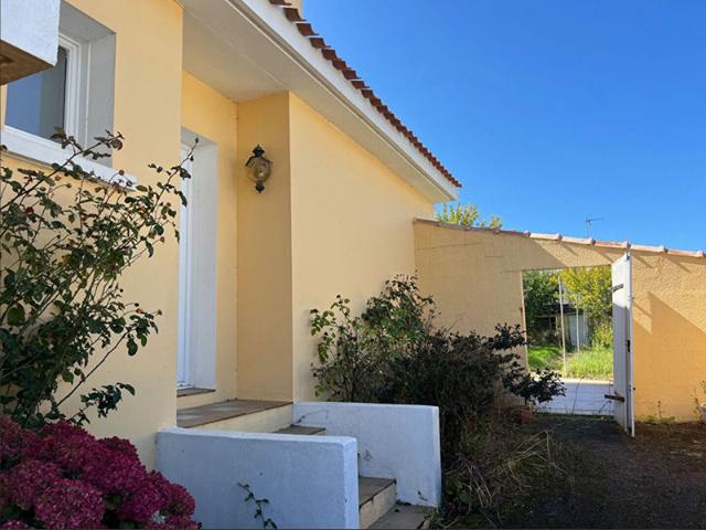 LES SABLES D'OLONNE PROPRIETE 88 m2 3 CHAMBRES GARAGE