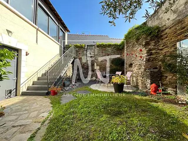 Les Ponts de Cé 49130 Achat / Vente maison 6 pièces t6 au dernier étage terrasse