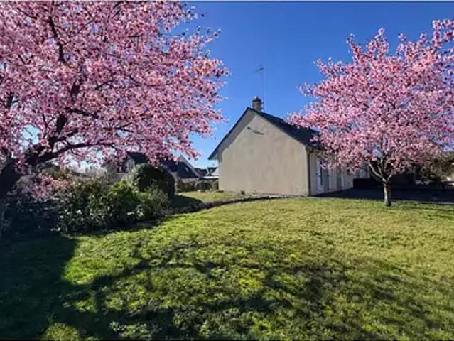 Les Ponts de Cé 49130 Achat / Vente maison 7 pièces t7 au dernier étage