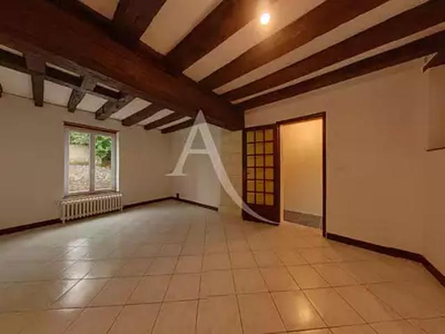 Les Ponts de Cé 49130 Location maison 3 pièces t3 au dernier étage terrasse