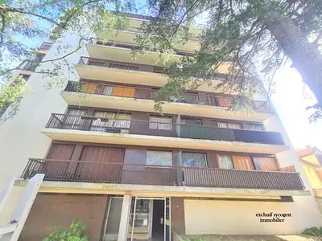 Les Pavillons sous Bois 93320 Achat / Vente appartement 3 pièces t3 au dernier étage cave