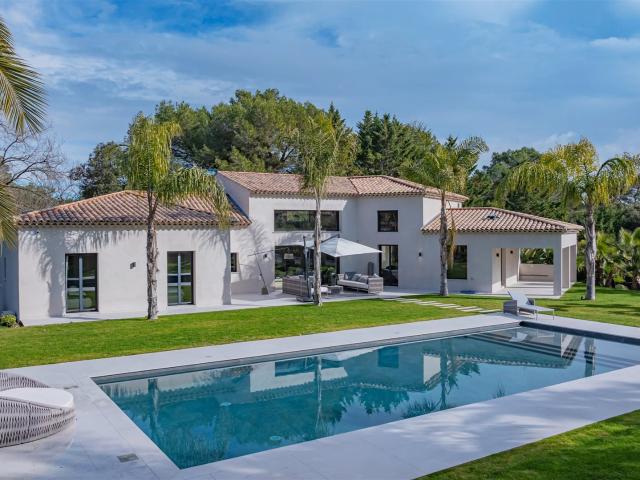 Les Parcs de Mougins Propriété entièrement rénovée 422m² Mougins