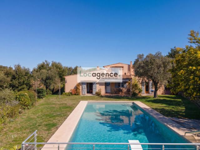 Les Plaines: villa indépendante de plain pied avec piscine