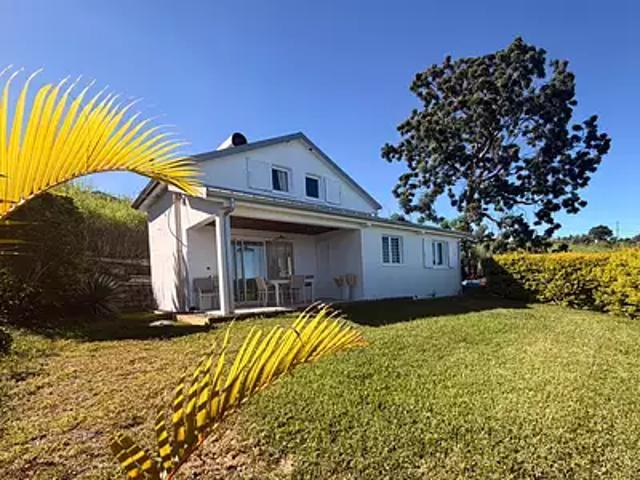 Les Trois Bassins 97426 Achat / Vente maison 4 pièces t4 parking