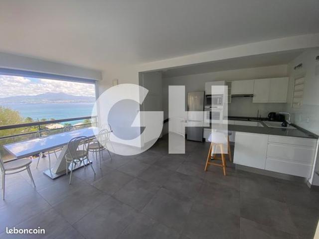 Les Trois Ilets appartement type 4 de standing vue mer panoramique