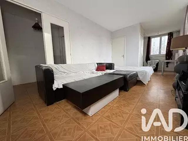Les Ulis 91940 Achat / Vente appartement 1 pièce t1 parking