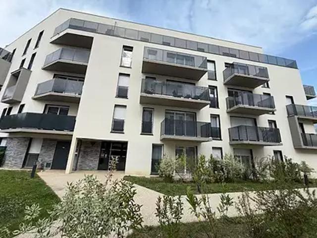 Les Ulis 91940 Location appartement 1 pièce t1 balcon