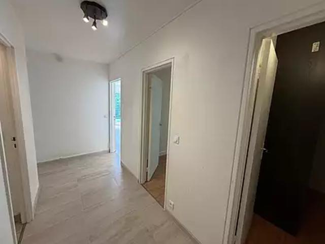 Les Ulis 91940 Location appartement 3 pièces t3 au dernier étage parking