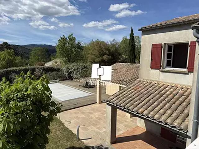 Les Vans 07140 Achat / Vente maison 4 pièces t4 piscine terrasse