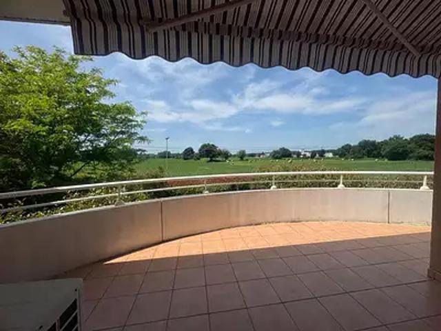 Lescar 64230 Achat / Vente appartement 2 pièces t2 au dernier étage balcon