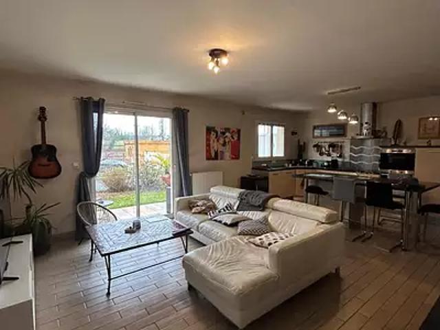 Lescar 64230 Location appartement 4 pièces t4 piscine terrasse
