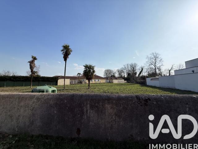 Lescar Vente Terrain 64