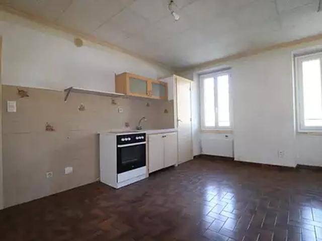 L'Escarène 06440 Achat / Vente appartement 2 pièces t2 au dernier étage