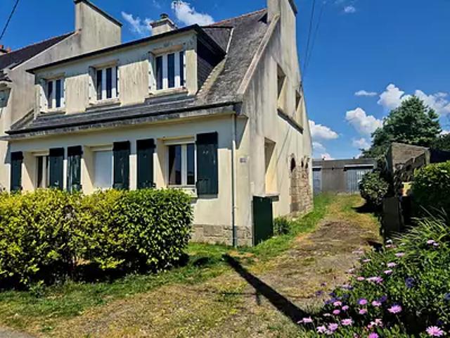 Lesneven 29260 Achat / Vente maison 7 pièces t7 au dernier étage