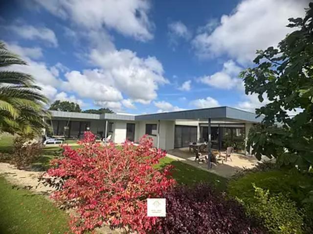 Lesneven 29260 Achat / Vente maison 9 pièces t9