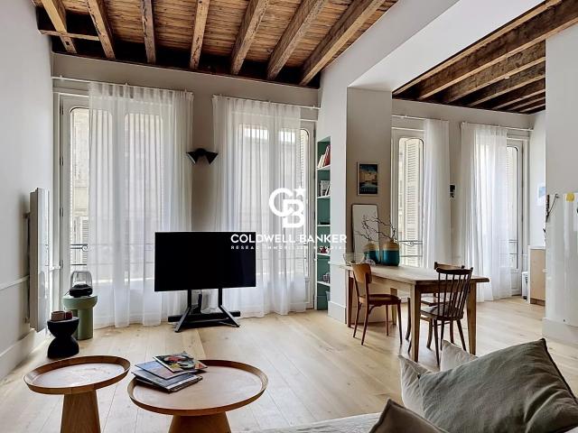L'esprit loft dans un écrin de caractère au cœur de La Roche. 65m² La Rochelle