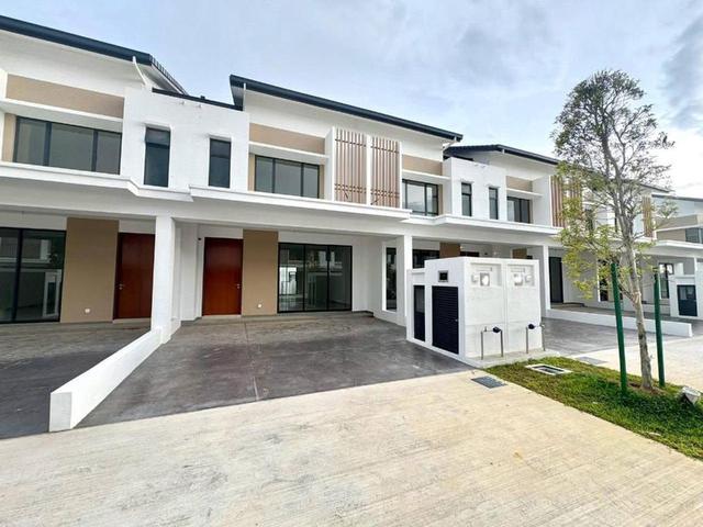 Less Dxp Brand New intermediate unit Enso Woods Gamuda Cove