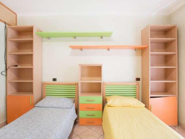 Letti in affitto in appartamento con 2 camere da letto a Milano