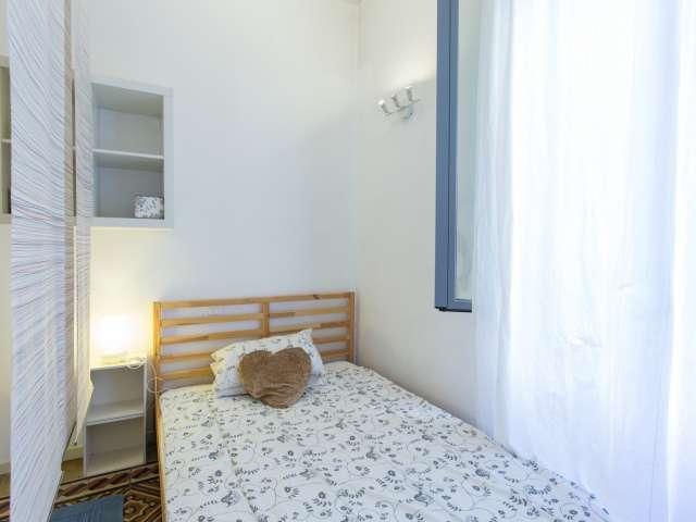 Letto in affitto in camera in appartamento con 2 camere da letto a Milano