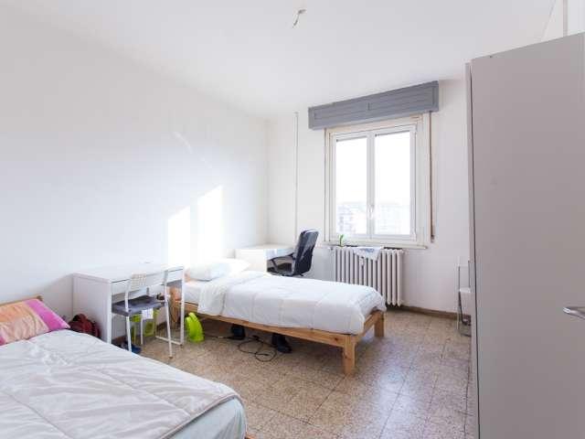 Letto in affitto in dolce stanza condivisa in appartamento, Villapizzone