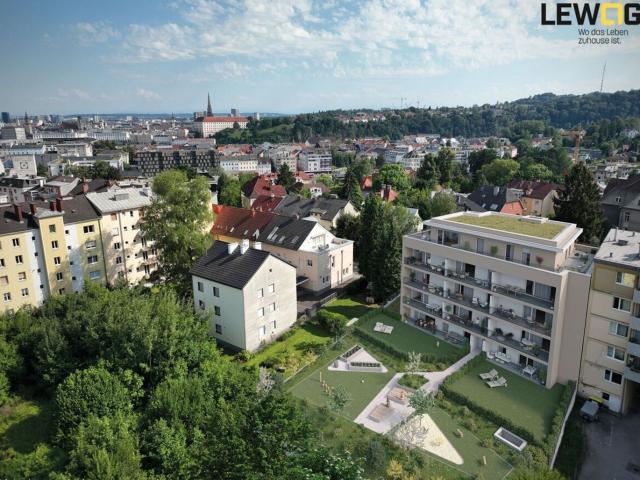 DAS AUBERG ein Stadthaus im Grünen Gartenwohnung sofort beziehbar!