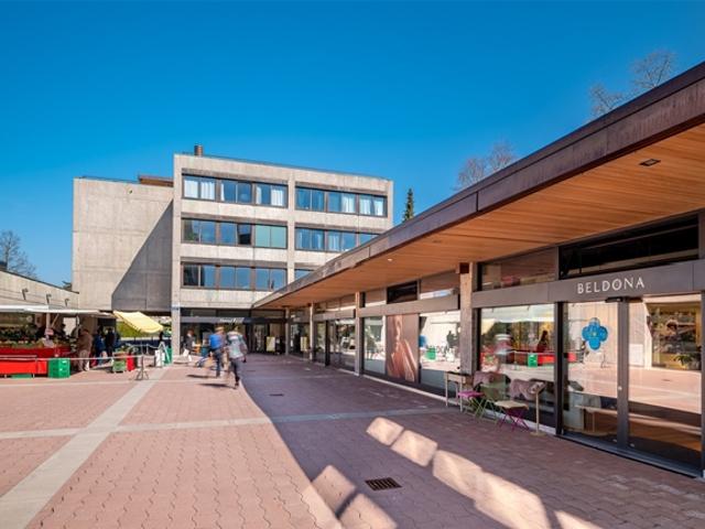Letzte Ladenfläche im Zentrum Witikon
