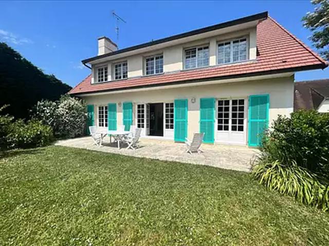 L'Etang la Ville 78620 Achat / Vente maison 8 pièces t8 au dernier étage terrasse