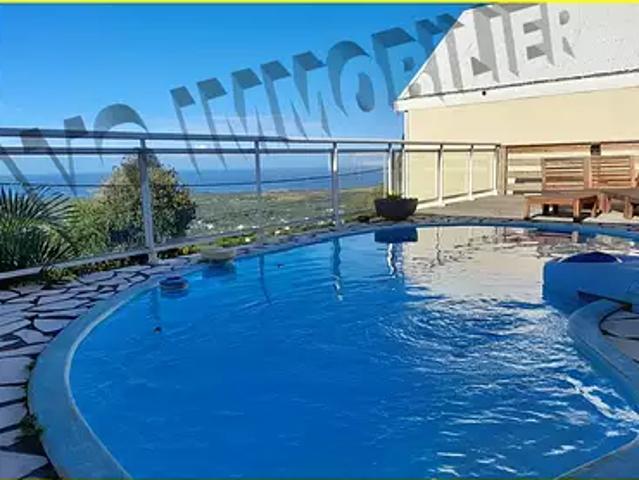 L'Étang Salé 97427 Location maison 4 pièces t4 terrasse