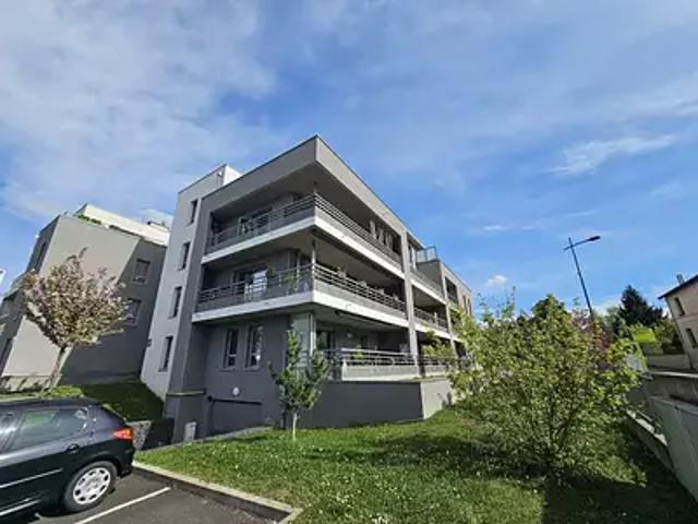 L'Etrat 42580 Achat / Vente appartement 4 pièces t4 terrasse parking