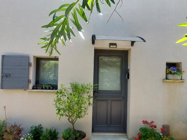 Leucate, 25 mn des plages, adorable pied à terre dans village toutes commodités