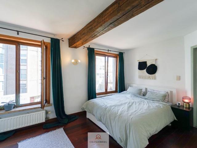 Leuk 1 slpk appartement op één van de mooiste plaatsjes van Gent!