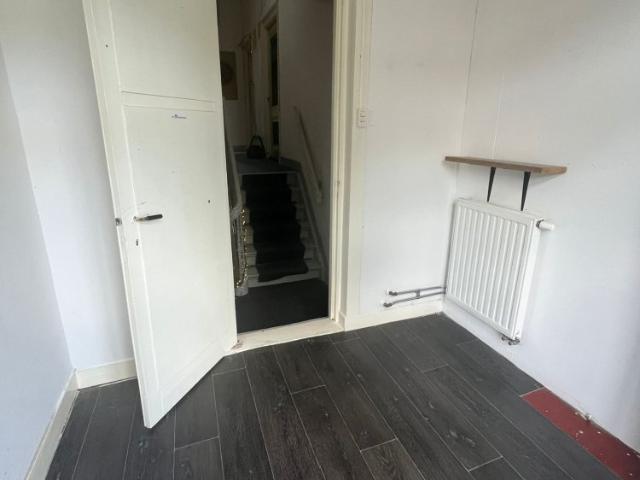 LEUKE KAMER VLAKBIJ DE BINNENSTAD
