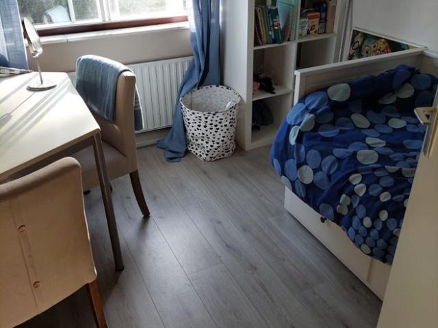 LEUKE KAMER GEMEUBILEERD
