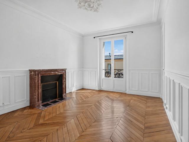 LEVALLOIS PERRET RUE TREBOIS LOUÉ MEUBLÉ