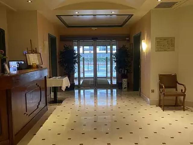 Levallois Perret 92300 Achat / Vente appartement 1 pièce t1 cave balcon