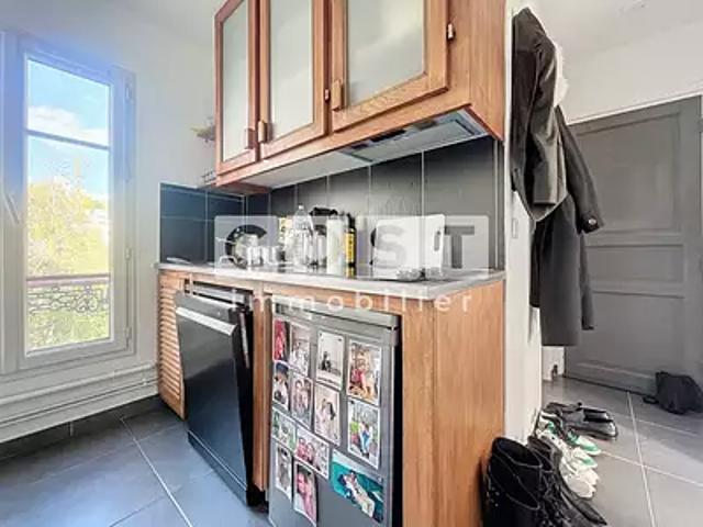 Levallois Perret 92300 Achat / Vente appartement 1 pièce t1 au dernier étage