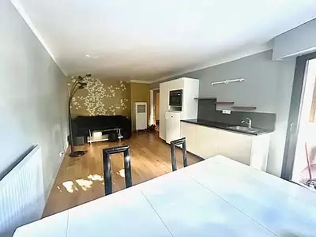 Levallois Perret 92300 Location appartement 3 pièces t3 terrasse