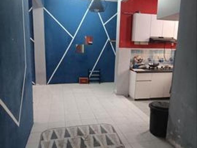 Level 4 Block 1 Flat Dahlia Court Salak Tinggi Sepang