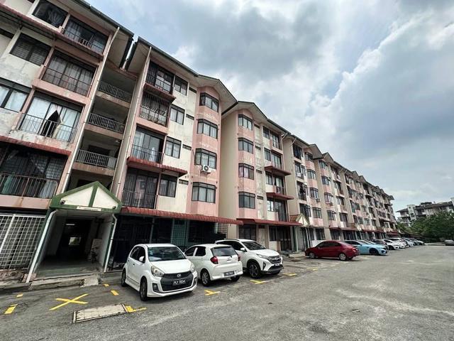 Level 4 Pangsapuri Idaman Renovated Investment 50k below Mv
