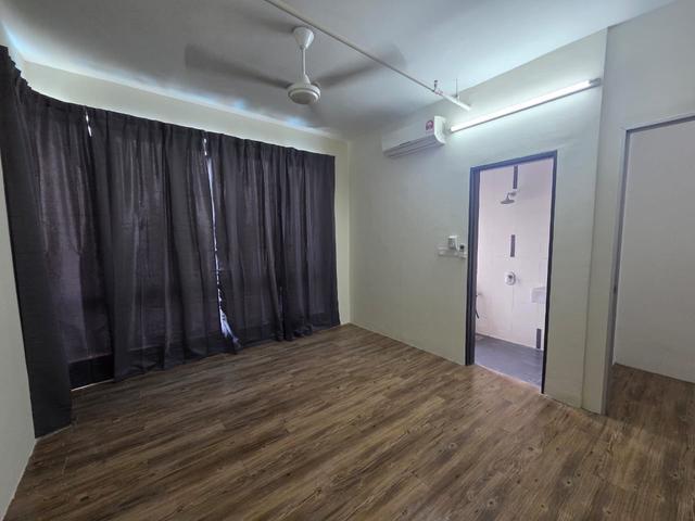 Level 13 Facing Pool Corner Unit Suria Jaya Apartment Shah Alam