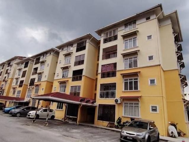 Level 1 Apartment EMAS VILLA BB Salak Tinggi Sepang KLIA