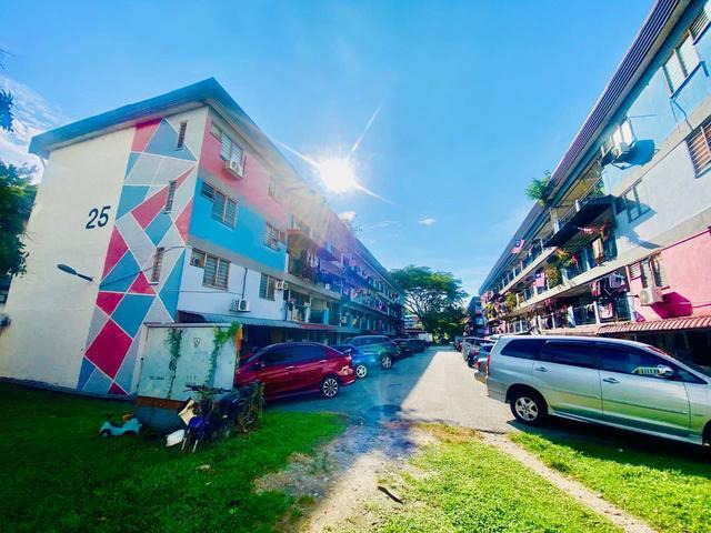 LEVEL 1 Fully Renovated Flat Seksyen 16 Shah Alam
