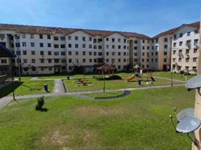 Level 1 Full Loan Flat Sri Ayu Bandar Putera Klang For Sale