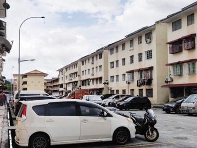 Level 1 Gated Guarded Fully Tiles Flat Taman Setapak Indah KL
