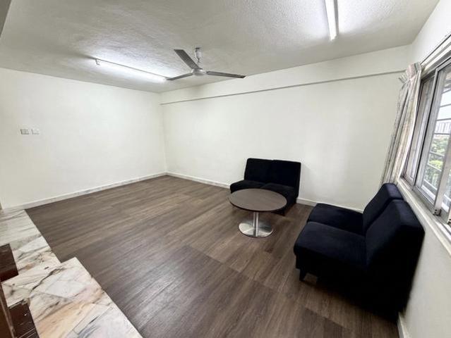 Level 1 Pandan Terrace Duplex Unit Located In Pandan Perdana For Sale