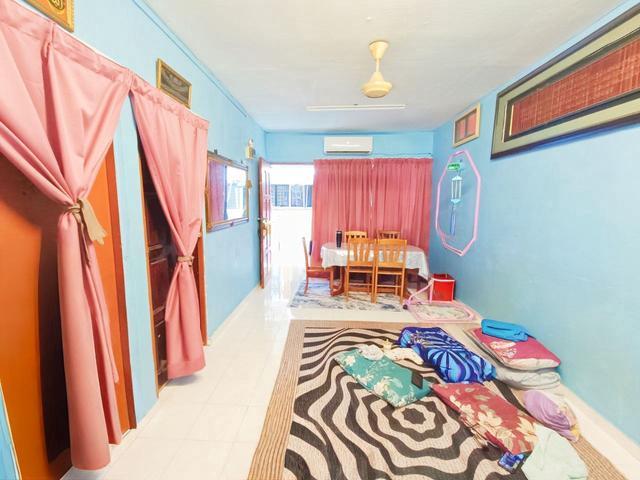 Level 1 Renovated Flat Puchong Permai Puchong