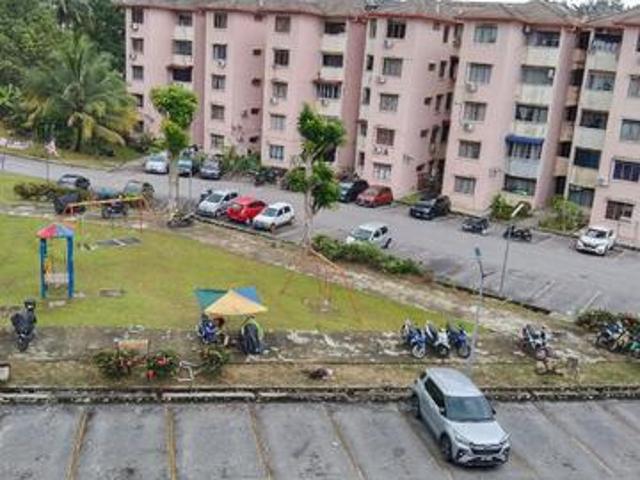 Level 1Pangsapuri Sri RayaUkay Perdana