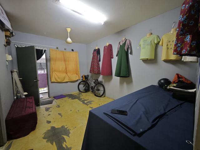 Level 1Taman Cempaka Flat Near Tampoi Kempas