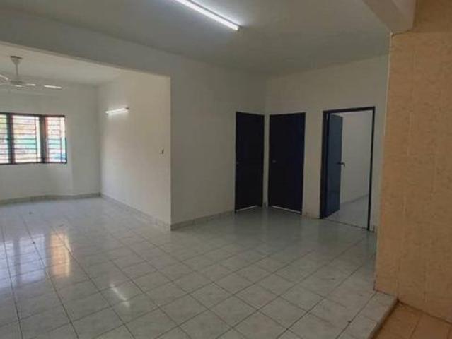 Level 2 ada lif Pangsapuri Mutiara Subang U5 Shah Alam